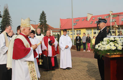 Biskup Stanisław Napierała na odpuście w Pakosławiu
