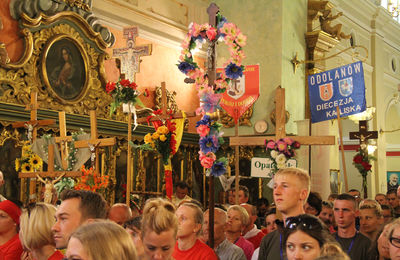 Grupy kaliskie i promieniste na Mszy św. w Kłobucku