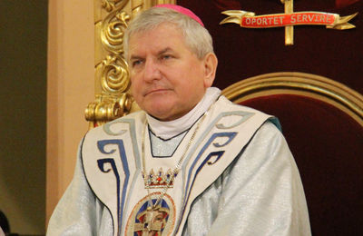 Ingres Biskupa Edwarda Janiaka do Konkatedry