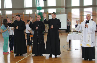 Kolęda w Zespole Szkół w Sieroszewicach