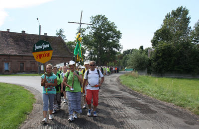 Na szlaku jest już także grupa żółto-zielona z Sycowa