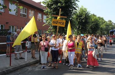 Żółta grupa z Giżyc wyruszyła na Jasną Górę