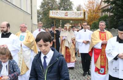 Suma odpustowa w parafii Najświętszego Zbawiciele w Pleszewie