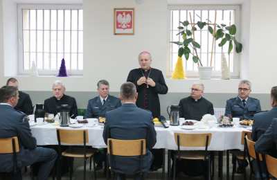 Spotkanie opłatkowe w Areszcie Śledczym w Ostrowie Wielkopolskim