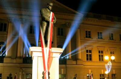 W Kaliszu odsłonięto Pomnik Marszałka Józefa Piłsudskiego