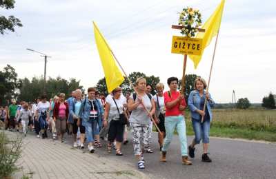 Grupa żółta z Giżyc wyruszyła na pielgrzymi szlak