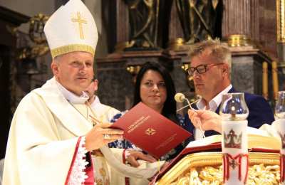 Pielgrzymka jubilatów sakramentu małżeństwa do Narodowego Sanktuarium św. Józefa