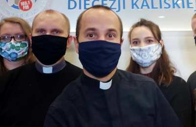 Redakcja Radia Rodzina organizuje akcję #maskadlamedyka
