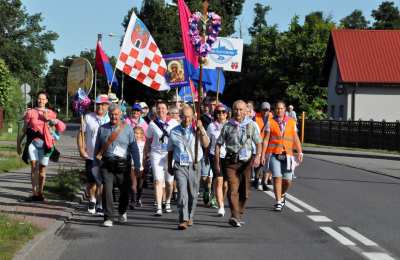 Kaliska pielgrzymka w drodze na Jasną Górę – dzień pierwszy