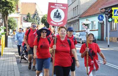 Grupa Czerwona z Koźmina Wlkp. wyruszyła na Jasną Górę