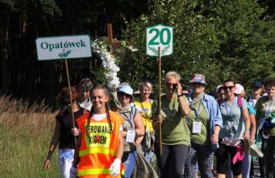 Oliwki z Opatówka już po raz 20. na pątniczym szlaku