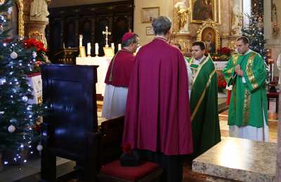 Biskup Damian Bryl modlił się z wiernymi, którzy korzystają z dawnych form rytu rzymskiego