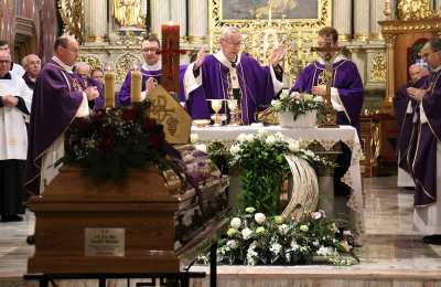 Msza św. pogrzebowa za śp. biskupa Teofila Wilskiego
