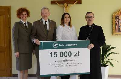 Nadleśnictwo Przedborów wsparło działania Caritas Diecezji Kaliskiej