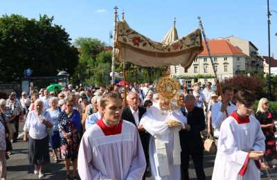 Procesja Eucharystyczna ku czci Najświętszego Serca Pana Jezusa w Kaliszu