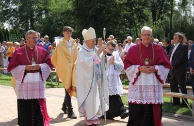 Suma odpustowa w Diecezjalnym Sanktuarium NMP w Skalmierzycach