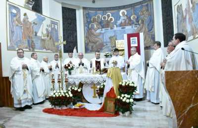 Wprowadzenie relikwii św. Andrzeja Boboli do parafii pw. Bożego Ciała w Nowych Skalmierzycach