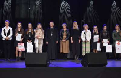 XI Diecezjalny Festiwal Pieśni Religijnej „W hołdzie Ojcu Świętemu Janowi Pawłowi II”