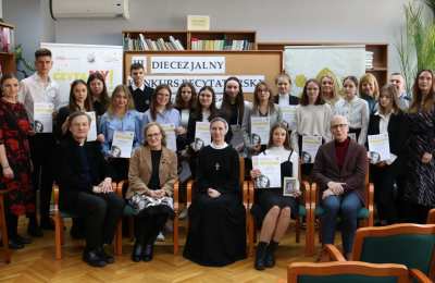 III Diecezjalny Konkurs Recytatorski Twórczości Karola Wojtyły w Ostrzeszowie