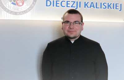 Gorzkie Żale w Radiu Rodzina z kazaniem pasyjnym ks. Roberta Szymury