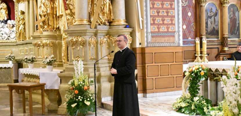 Wręczenie dekretów proboszczowskich