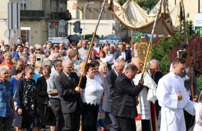 Procesja Eucharystyczna i nabożeństwo ku czci Najświętszego Serca Pana Jezusa w Kaliszu