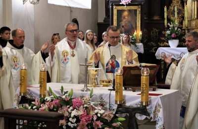 Jubileusz 400-lecia klasztoru franciszkanów i 300-lecia konsekracji kościoła w Choczu