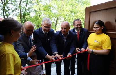 Otwarcie Hospicjum Ziemi Kluczborskiej Św. Ojca Pio w Smardach Górnych