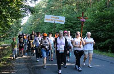 Grupa bursztynowa po raz 7. w drodze na Jasną Górę