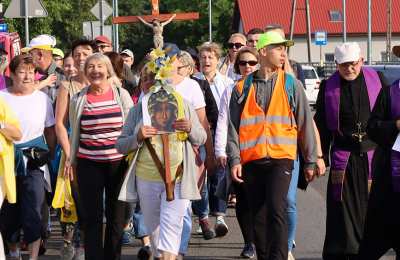 386. Kaliska i 32. Diecezjalna Piesza Pielgrzymka na Jasną Górę wyruszyła na pątniczy szlak