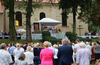 Uroczystości odpustowe w Sanktuarium Matki Bożej Pocieszenia w Lutogniewie
