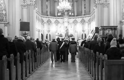 84. rocznica zamordowania ostrowian w Lesie Winiarskim