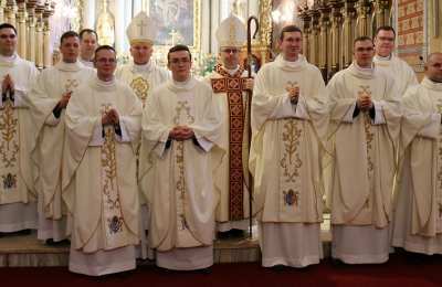 Święcenia kapłańskie w katedrze kaliskiej A.D. 2024