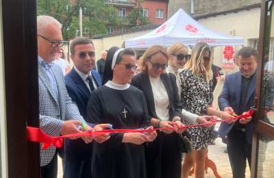 Caritas Diecezji Kaliskiej oddała do użytku dzieło "Przystań w drodze"