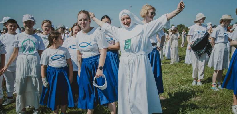 Lednica 2024: Rozpoczyna się XXVIII Ogólnopolskie Spotkanie Młodych