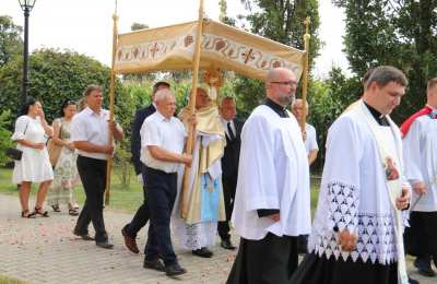 Odpust ku czci Matki Bożej Częstochowskiej w Kucharkach