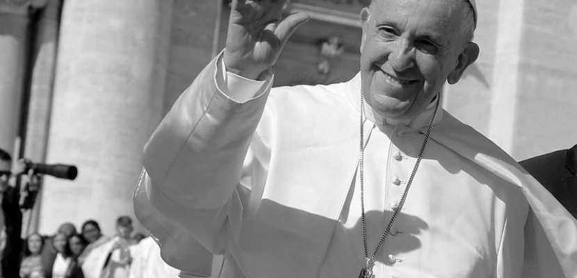 Nie żyje Ojciec Święty Franciszek