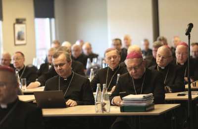 Komunikat z 401. Zebrania Plenarnego Konferencji Episkopatu Polski