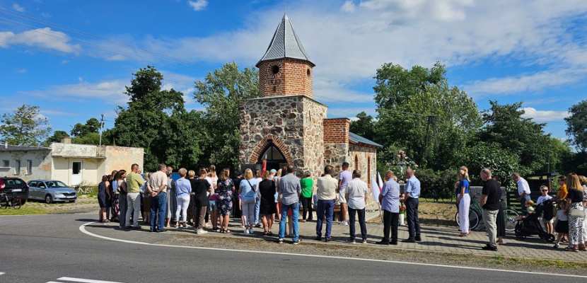Wielgie: bp Bryl poświęcił odnowioną kaplicę dworską