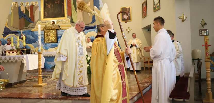 Poświęcenie odnowionego kościoła, odpust i 40-lecie konsekracji w Sowinie