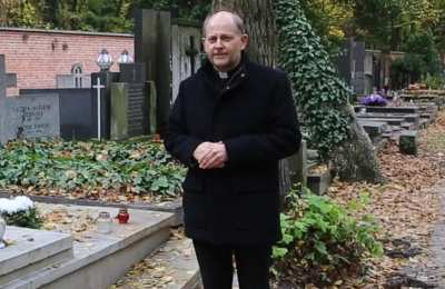 Rzecznik KEP: Modlitwa za zmarłych jest także okazją do otwarcia się na Boże miłosierdzie