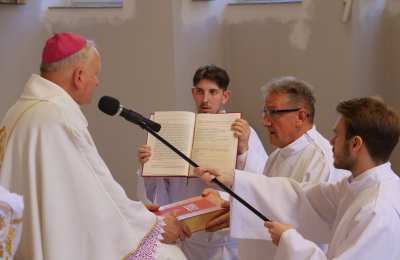 Kandydaci do przyjęcia święceń diakona stałego otrzymali błogosławieństwo do pełnienia posługi lektora