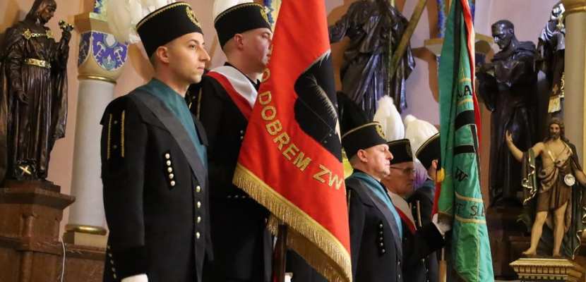 Biskup kaliski Damian Bryl w Ostrowie Wielkopolskim modlił się w intencji górników i ich rodzin