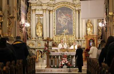 5 szkół Stowarzyszenia Przyjaciół Szkół Katolickich pielgrzymowało do katedry kaliskiej