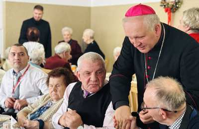 Bp Łukasz Buzun spotkał się z mieszkańcami Domu Pomocy Społecznej