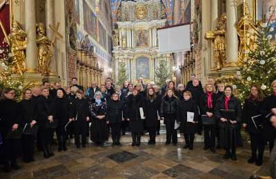 Koncert „Kolędujmy z weselem” w wykonaniu chórów i orkiestr z diecezji kaliskiej