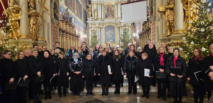 Koncert „Kolędujmy z weselem” w wykonaniu chórów i orkiestr z diecezji kaliskiej