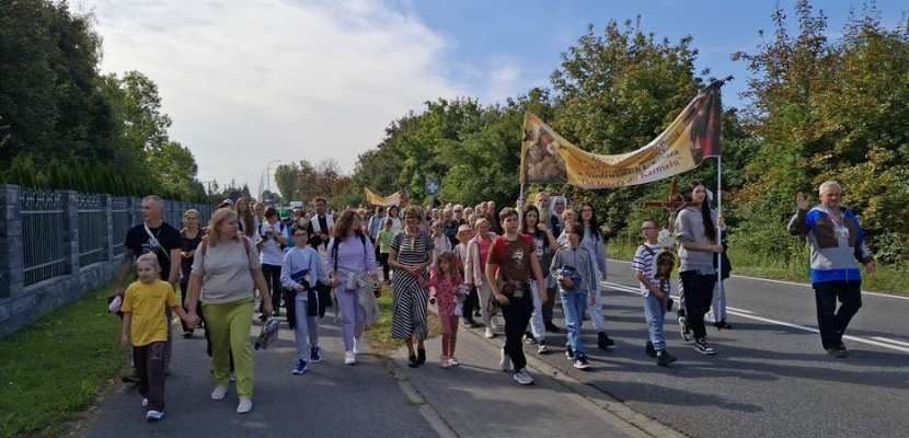 16.  Piesza Pielgrzymka Dzieci i Młodzieży "Od Józefa do Karmelu" na Niedźwiady